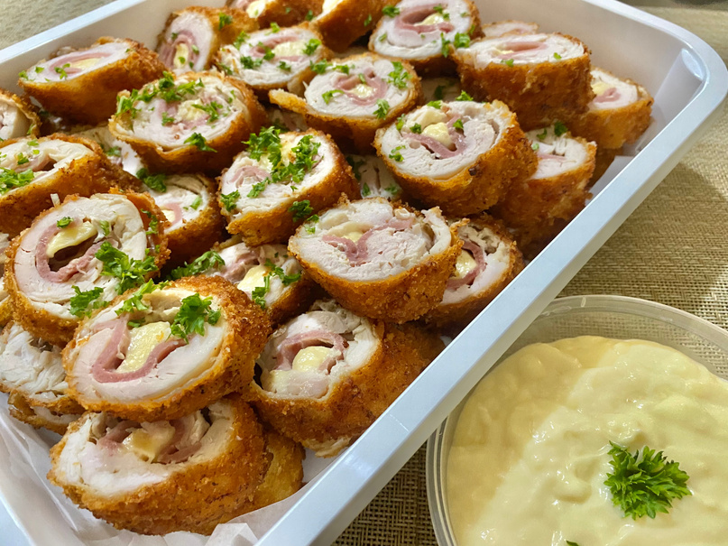 Chicken Cordon Bleu in a Tray